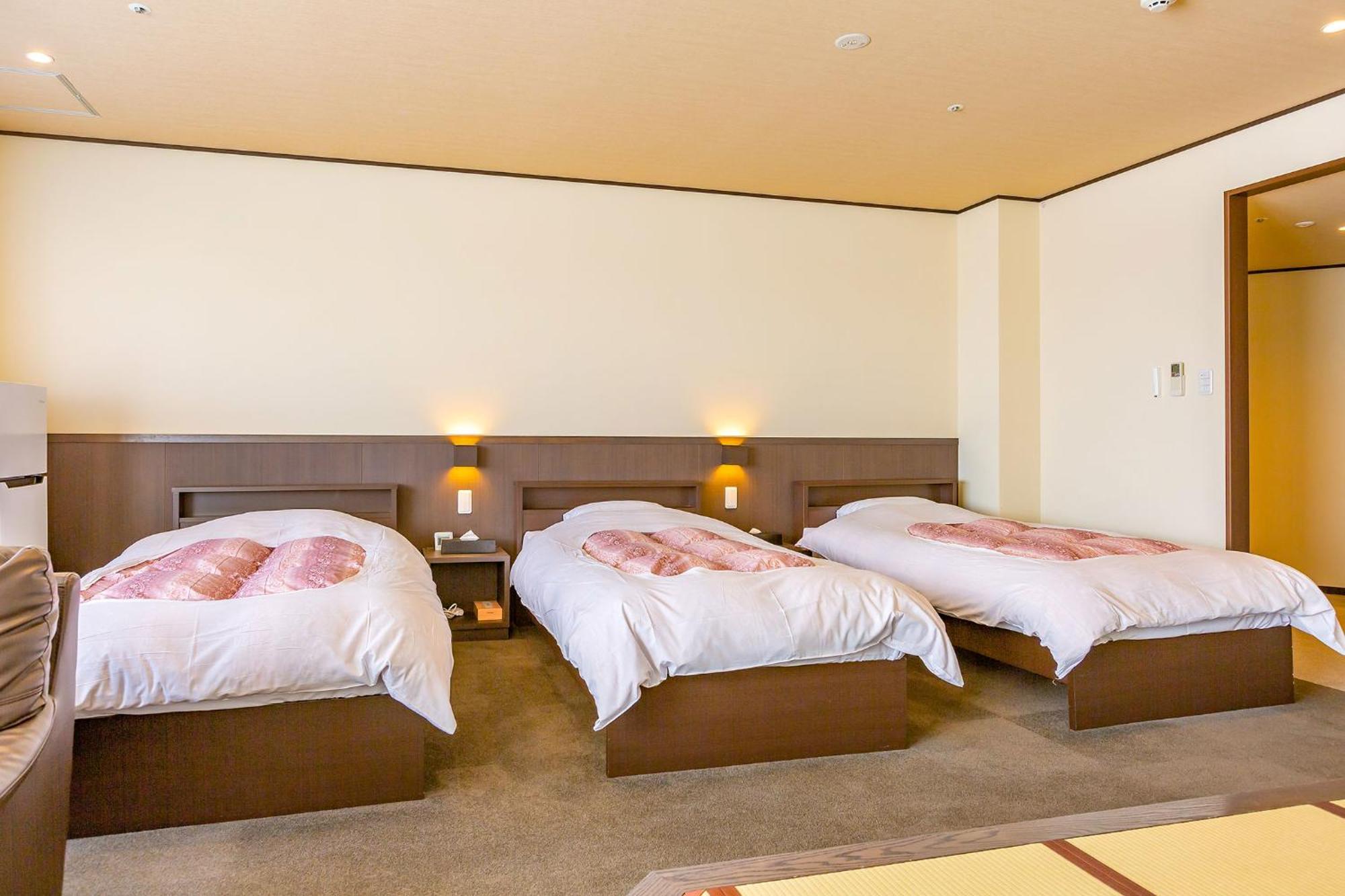Ooedo Onsen Monogatari Minoh Kanko Hotel Exterior photo