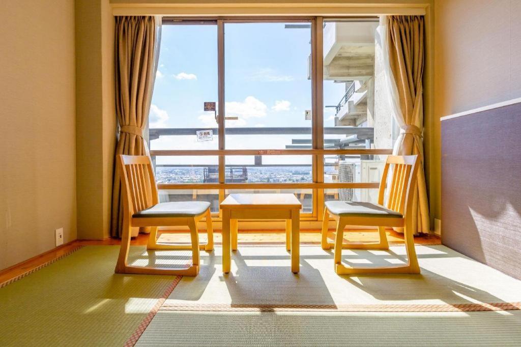 Ooedo Onsen Monogatari Minoh Kanko Hotel Exterior photo