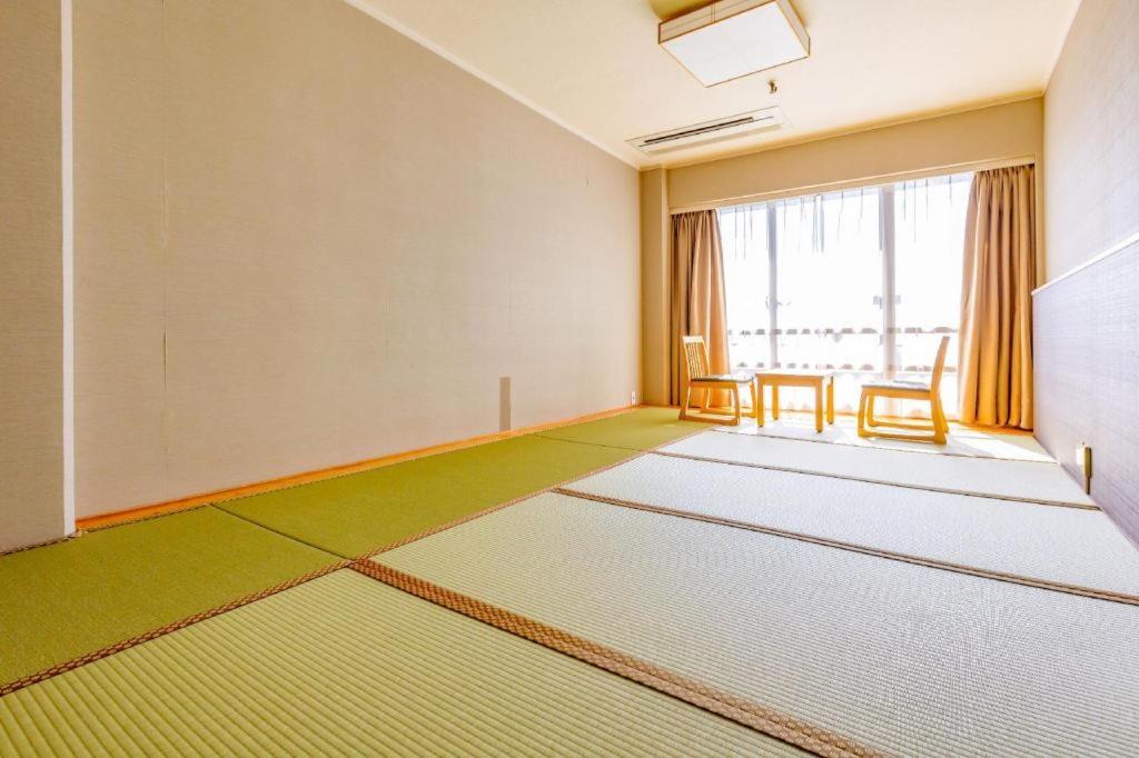 Ooedo Onsen Monogatari Minoh Kanko Hotel Exterior photo